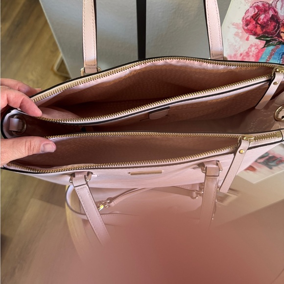 EUC Kate Spade Tote with Detachable Strap - Picture 3 of 9